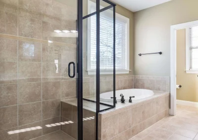aluminium-bathroom-doors